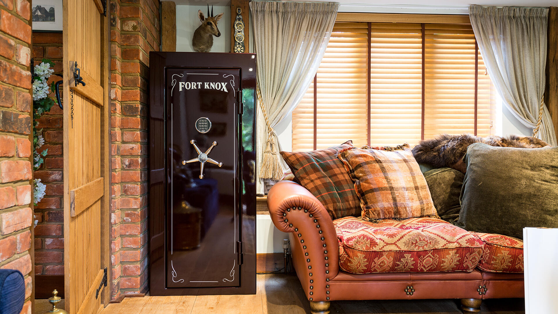 Fort Knox Maverick Front View