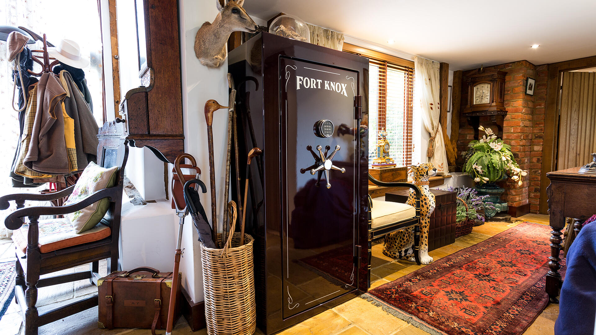 Fort Knox Maverick Quarter View